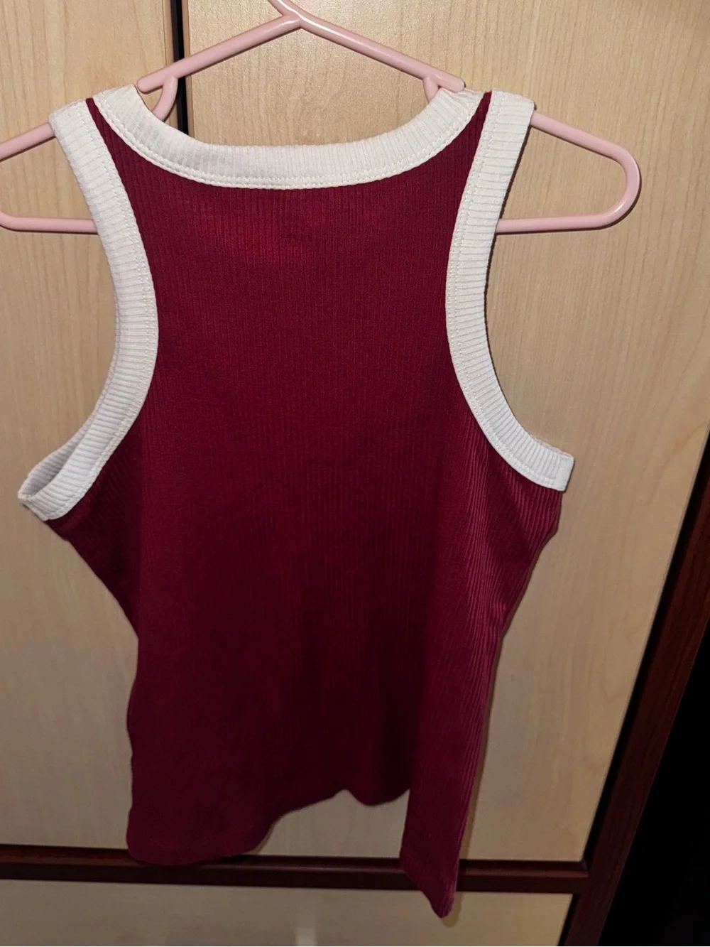 Old Navy Girls Burgundy Ribbed Butterfly Tank Top Size M 8 Contrast Trim